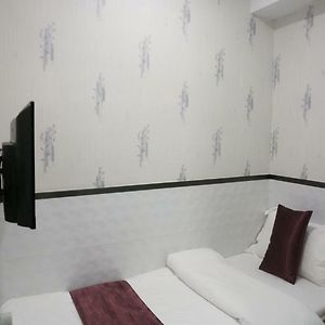 Single Room Private Bathroom